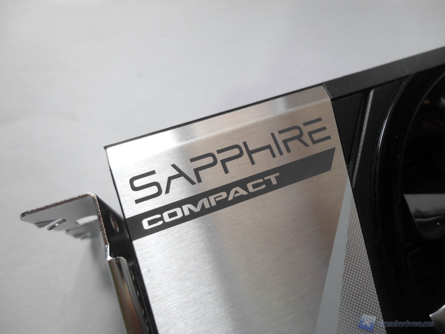 Sapphire R9 285 ITX Compact OC 00004